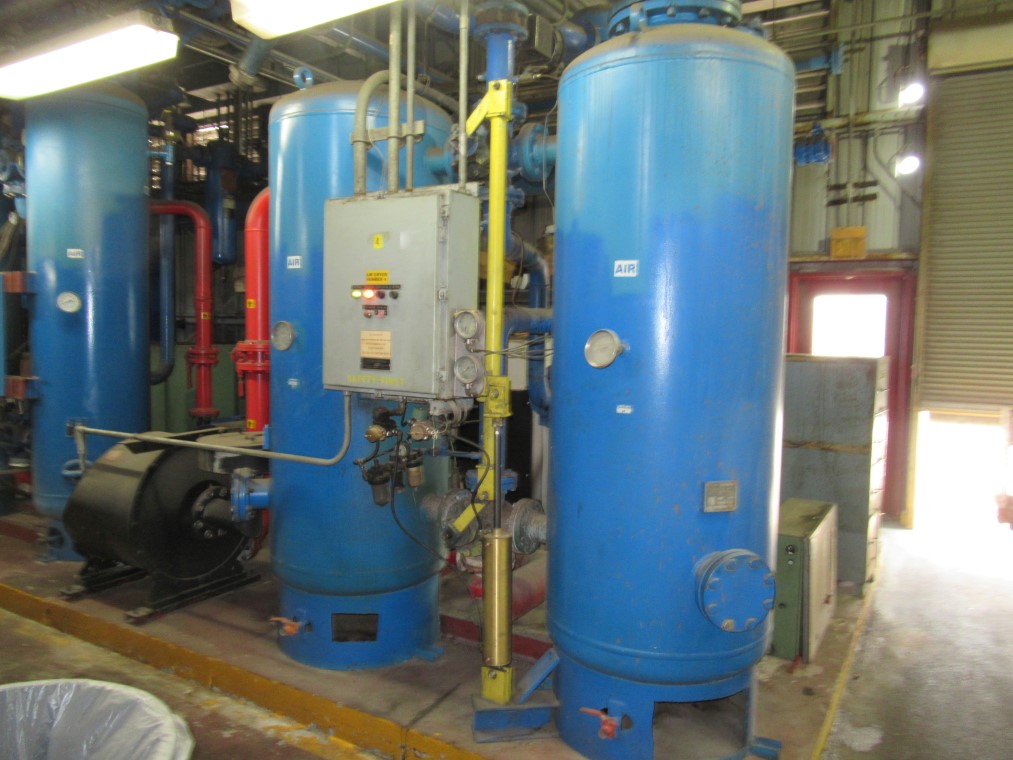 GDI regenerative desiccant compressed air dryer 700 CFM blower